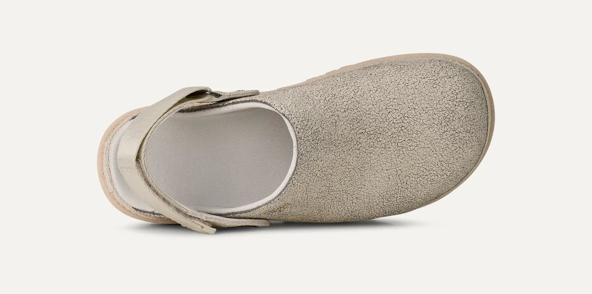 UGG Women's Goldenstar Crackle Clog